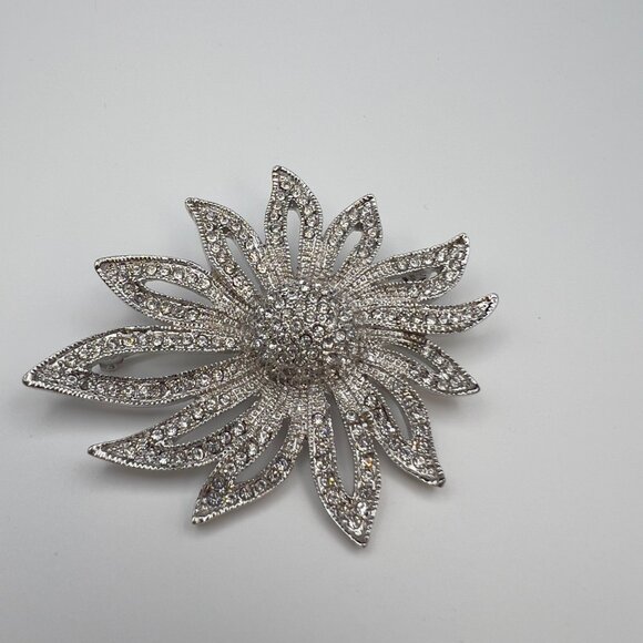 Vintage SETA Brooch Rhinestone Silver Tone Flower Large Chunky - Picture 4 of 9